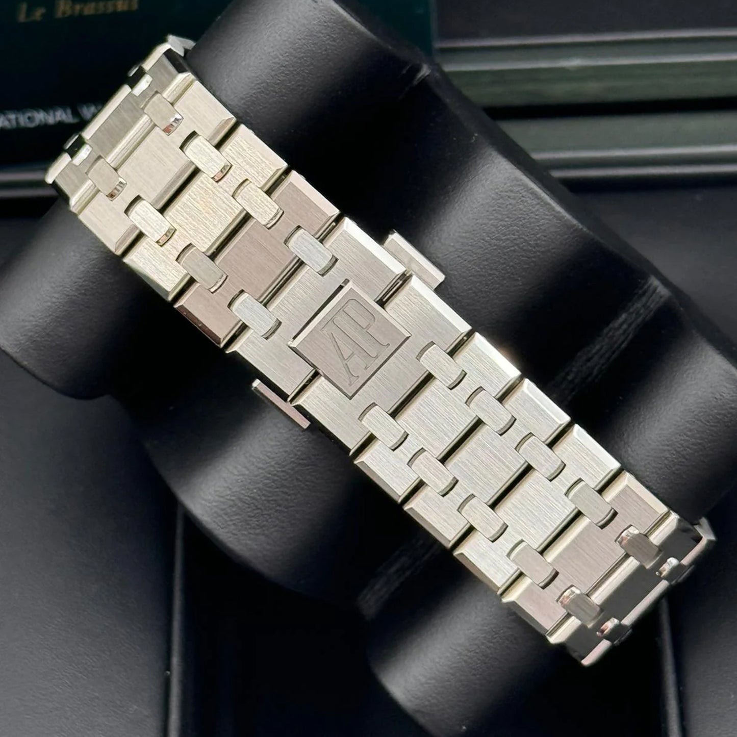 Audemars Piguet Royal Oak Selfwinding Stainless Steel 41mm Black Dial 15510ST.OO.1320ST.07