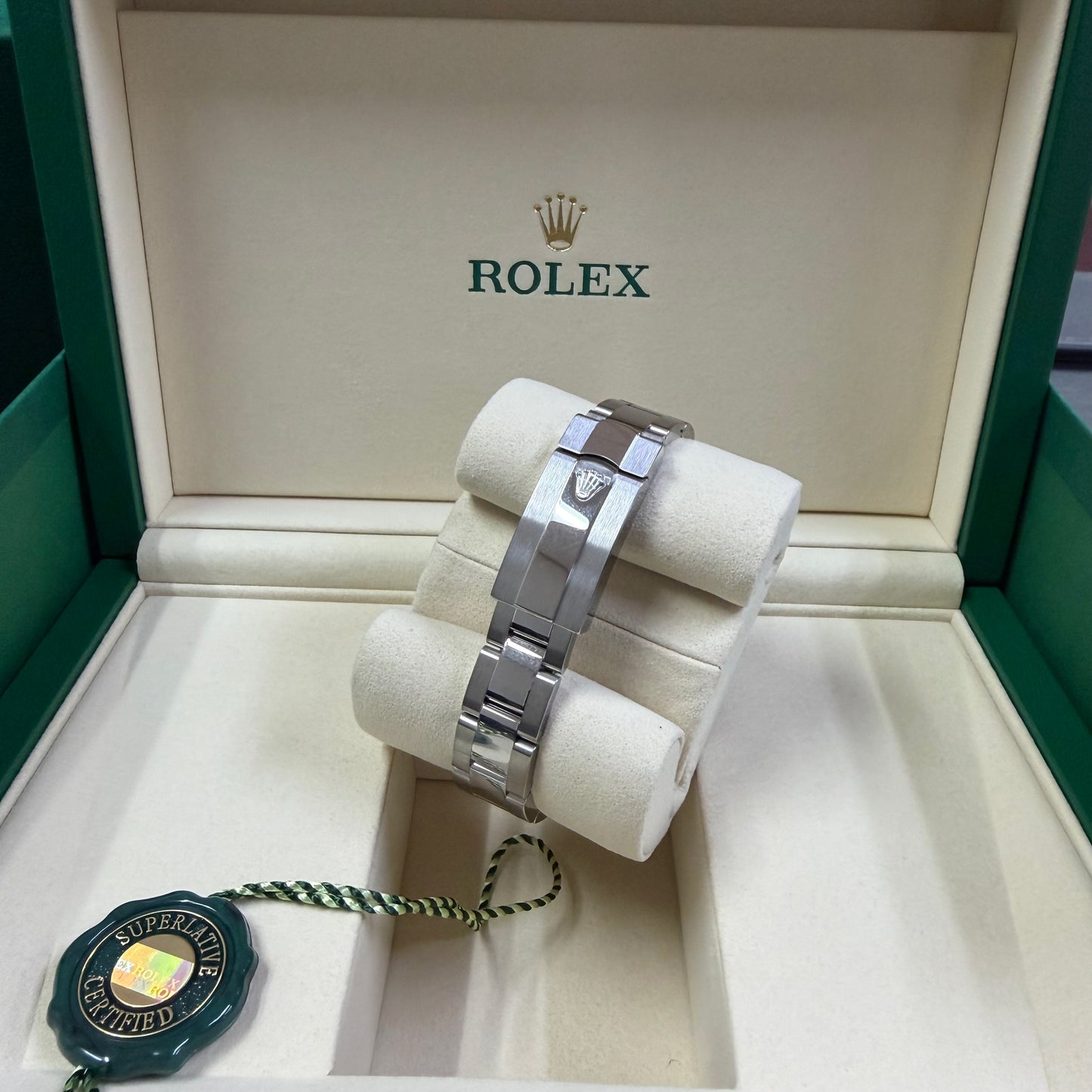 2025 Rolex Lady-Datejust 28 Stainless Steel Silver Dial Oyster Bracelet Domed Bezel 279160