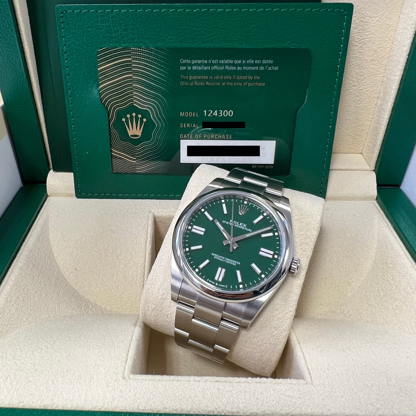 2024 Rolex Oyster Perpetual 41 Stainless Steel Green Index Dial Oyster Bracelet Domed Bezel 124300