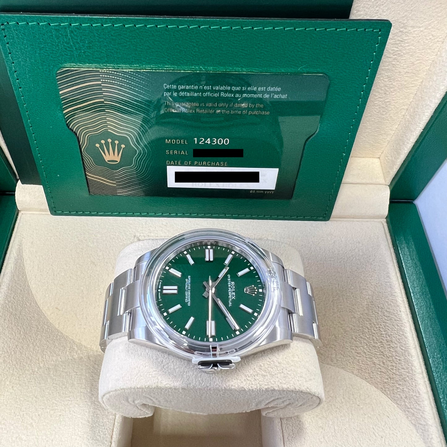 2024 Rolex Oyster Perpetual 41 Stainless Steel Green Index Dial Oyster Bracelet Domed Bezel 124300