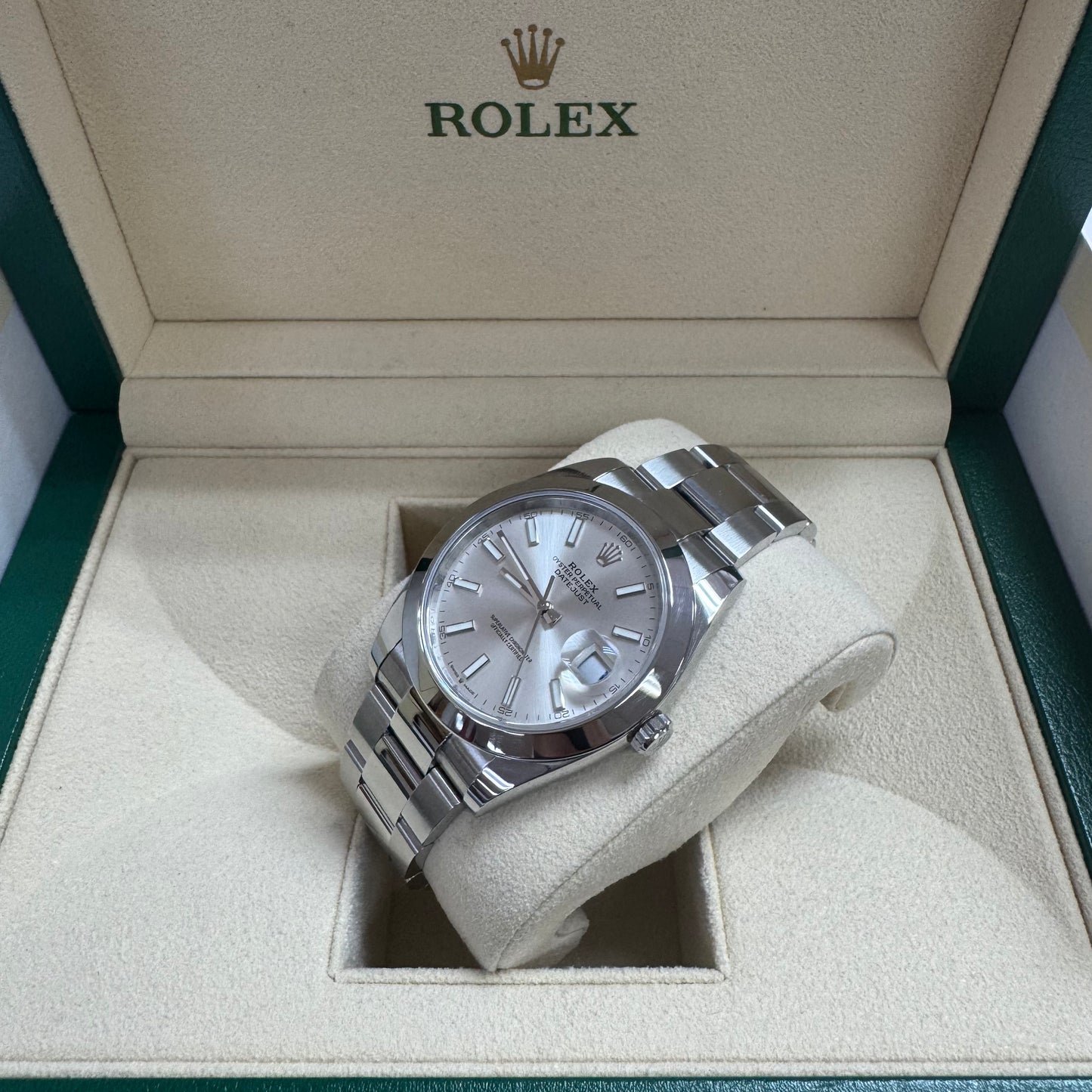 2023 Rolex Datejust 41 Stainless Steel Silver Dial Oyster Bracelet Smooth Bezel 126300